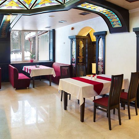 Sherwood Hotel Dovhomosztiszka Kültér fotó