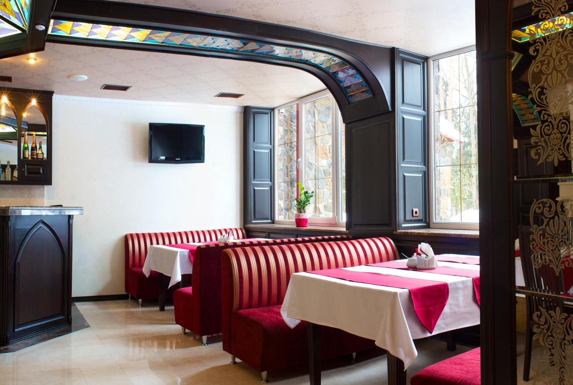 Sherwood Hotel Dovhomosztiszka Kültér fotó