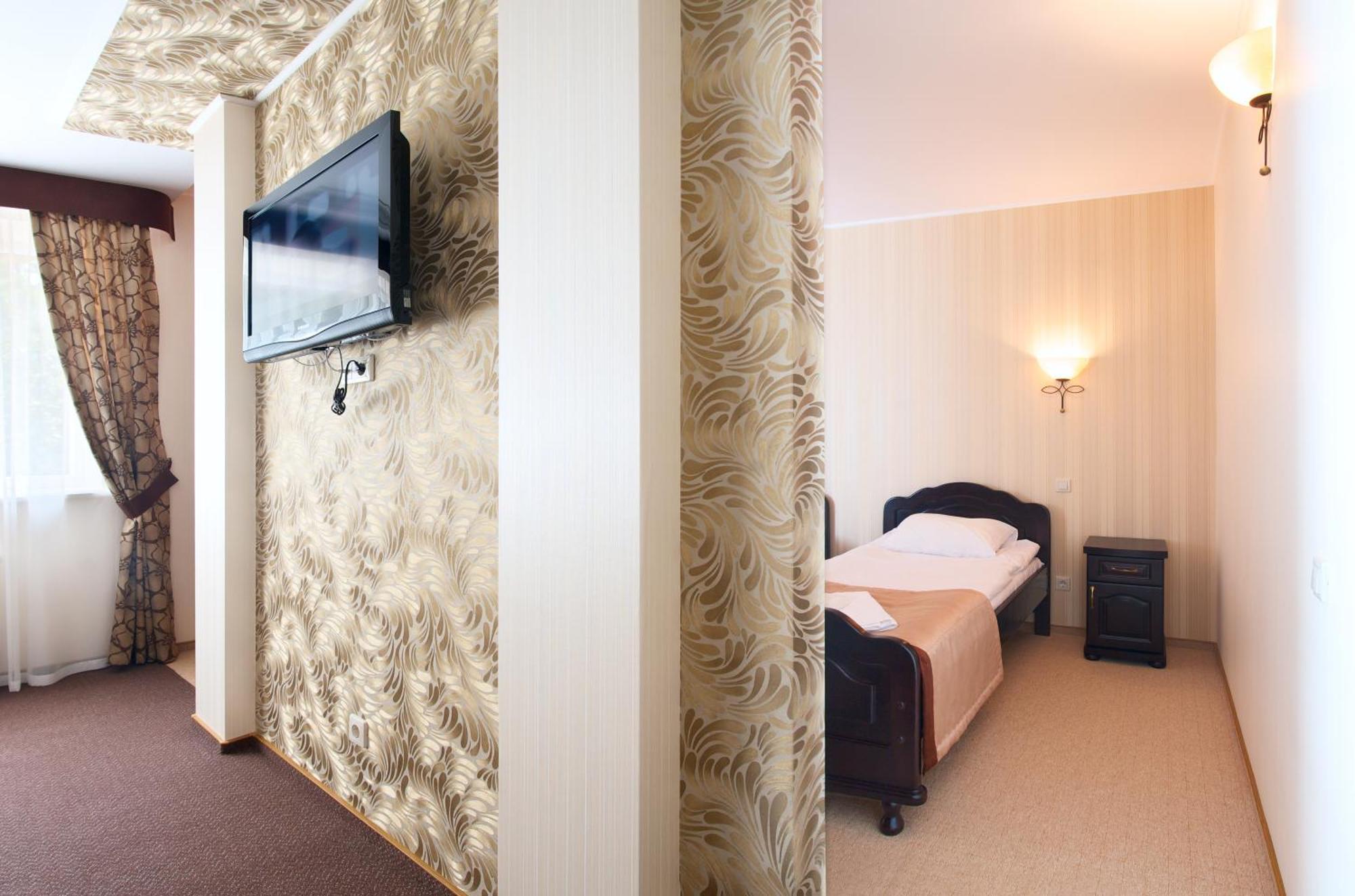 Sherwood Hotel Dovhomosztiszka Szoba fotó