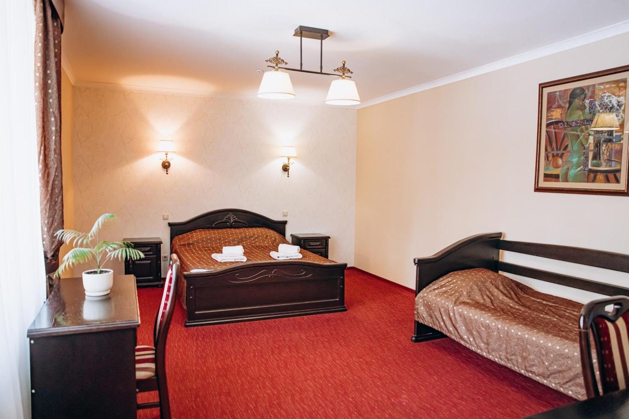 Sherwood Hotel Dovhomosztiszka Kültér fotó