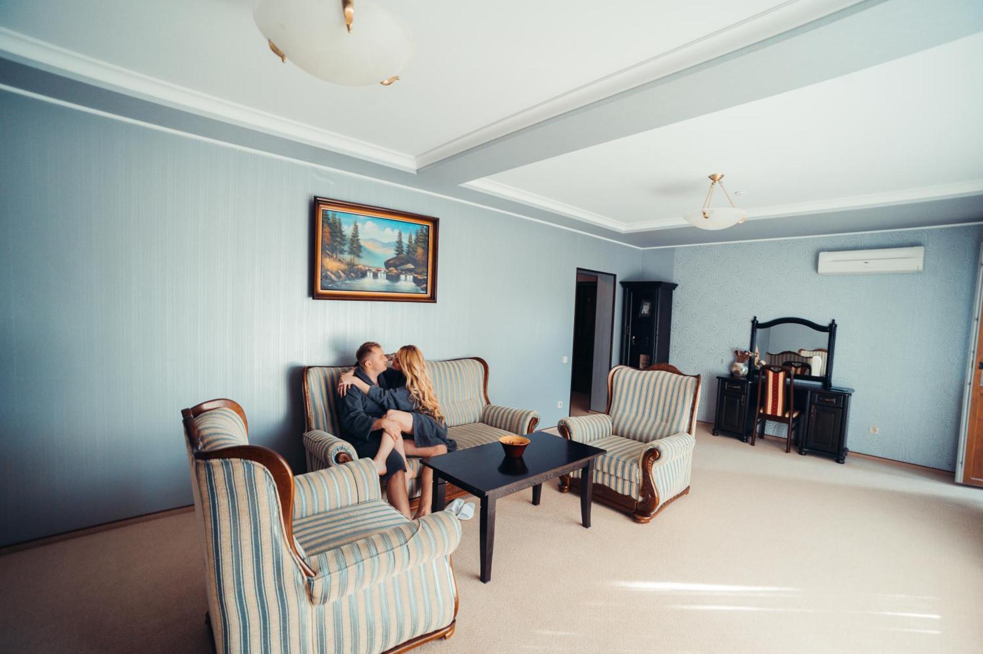 Sherwood Hotel Dovhomosztiszka Kültér fotó