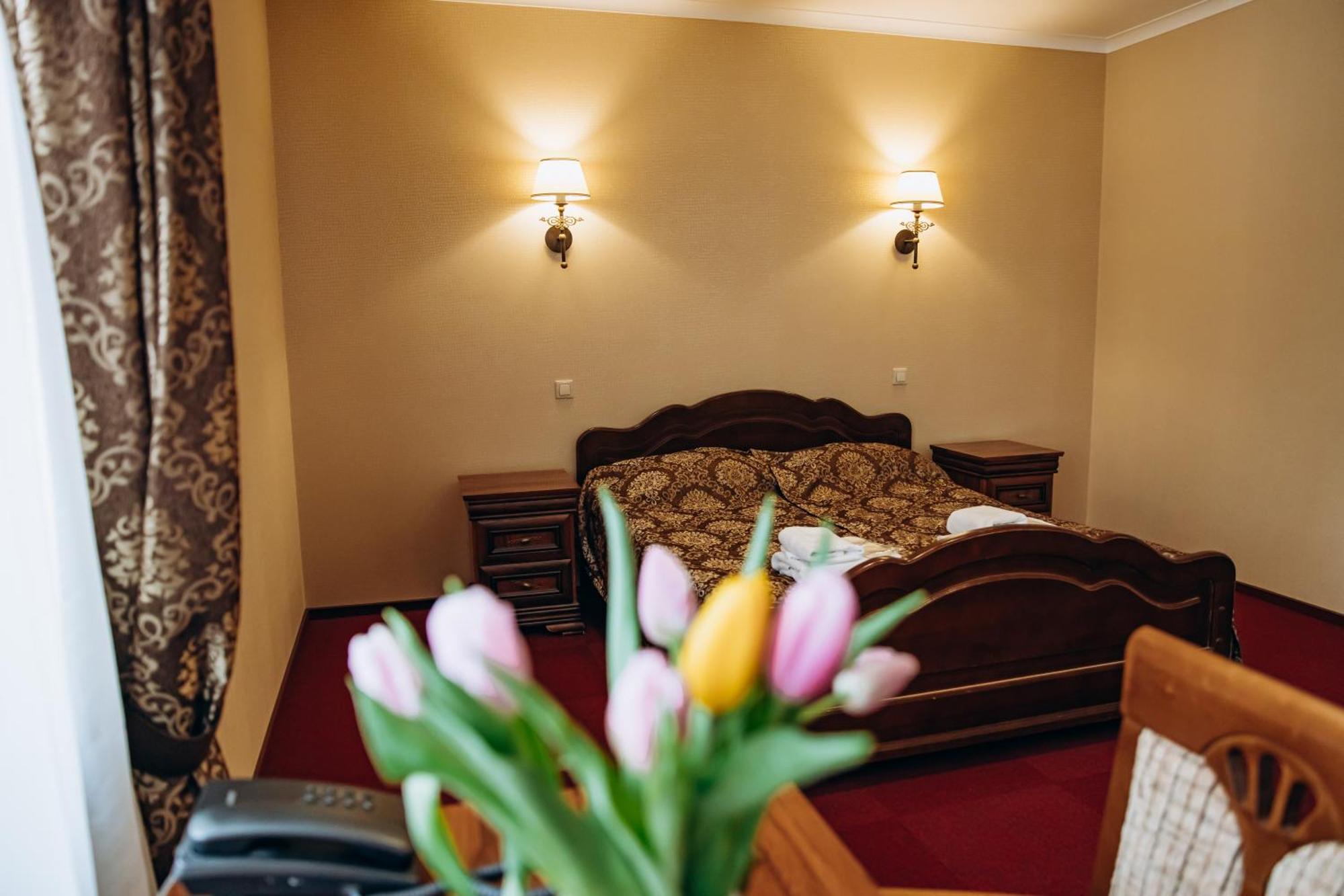 Sherwood Hotel Dovhomosztiszka Kültér fotó