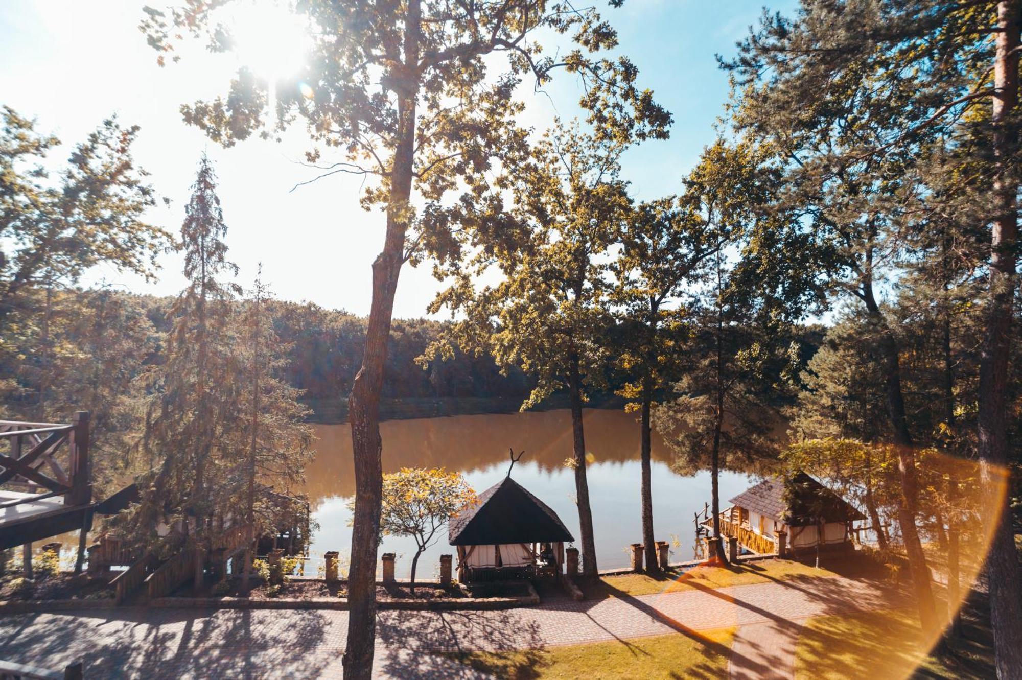 Sherwood Hotel Dovhomosztiszka Kültér fotó